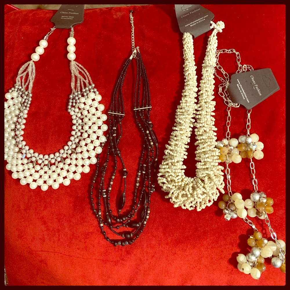 Ladies Jewelry Bundle Sale $10.00